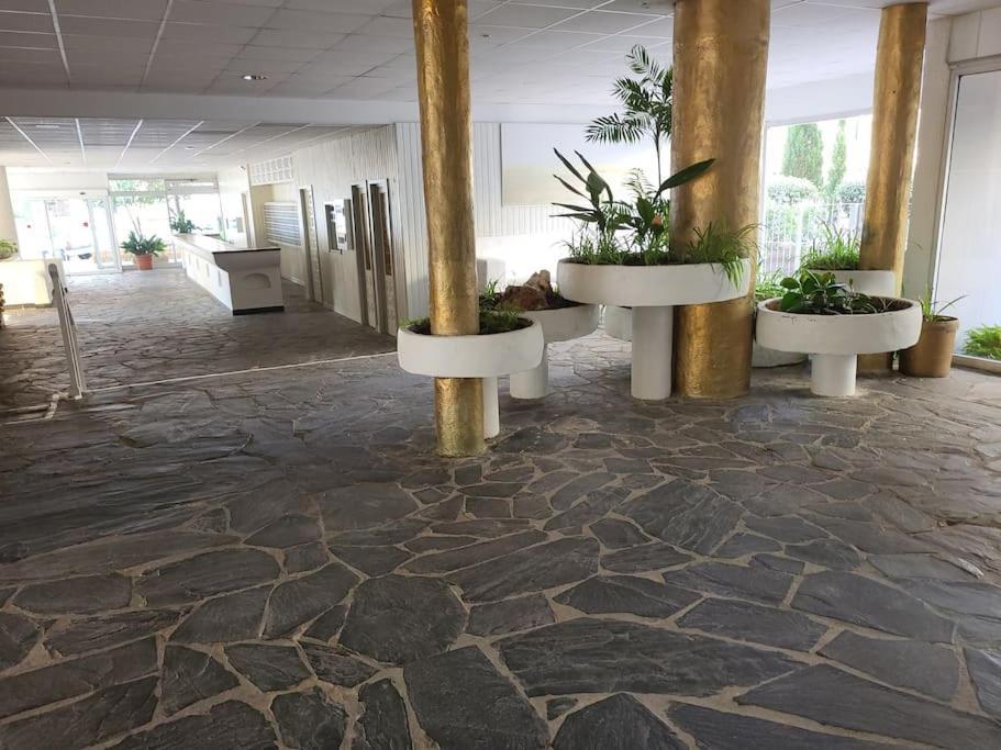 Superbe Apartement En Residence Avec Piscine Росес Екстериор снимка