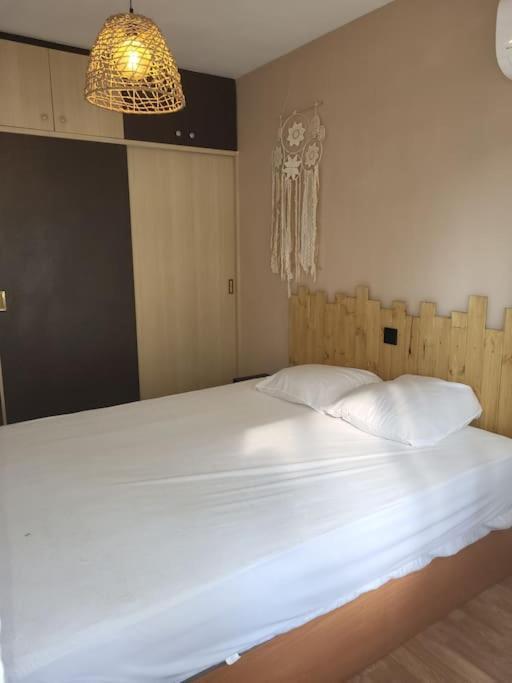 Superbe Apartement En Residence Avec Piscine Росес Екстериор снимка